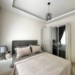 photo_5798724218249134632_y