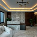 photo_5798724218249134642_y