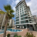 photo_5798724218249134651_y