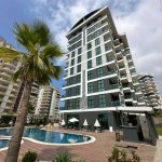 photo_5798724218249134652_y